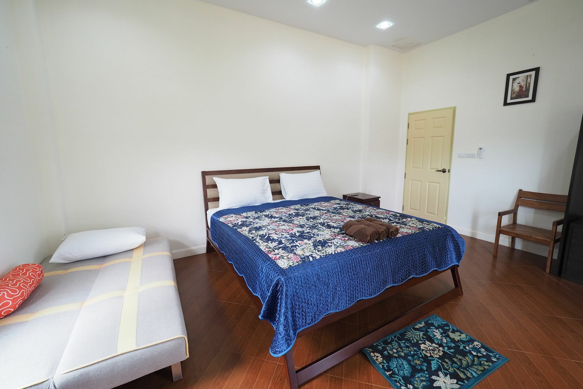 N.T. Home Ban Thung  Buitenkant foto